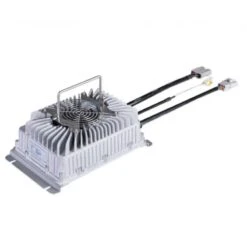 Chargeur 30 A Pour E Batterie -Magasin De Bateaux chargeur 30 a pour e batterie 1