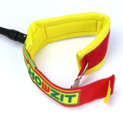 LEASH DE SUP HOWZIT COIL RASTA 9' -Magasin De Bateaux leash de sup howzit coil rasta 9 1 3