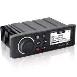 PACK RADIO MARINE FUSION RA70N -Magasin De Bateaux pack radio marine fusion ra70n 2