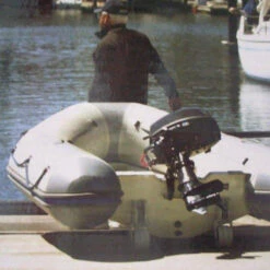 ROUES DE TRANSPORT RETRACTABLES PLASTIMO POUR ANNEXE -Magasin De Bateaux roues de transport retractables plastimo pour annexe 4